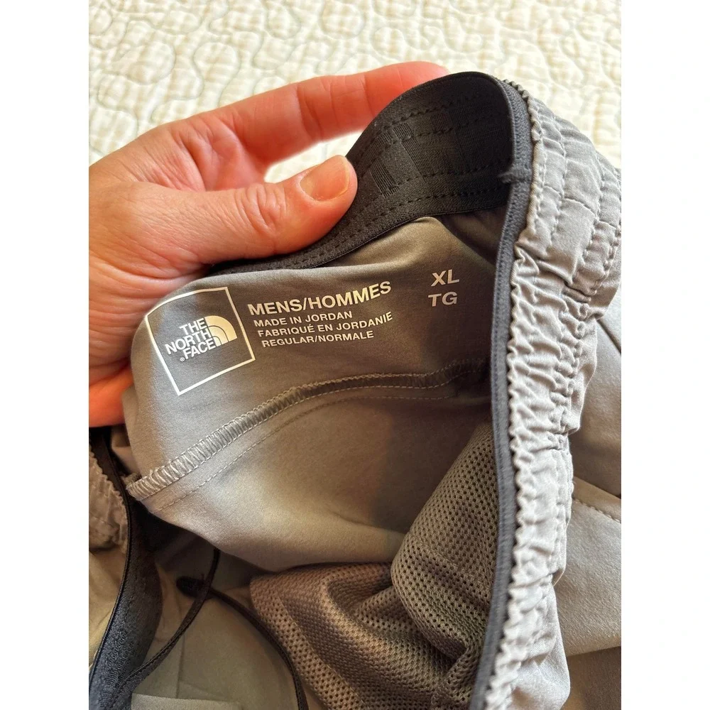 The North Face Mens FlashDry-XD Athletic‎ Training Shorts Gray Size XL NWOT